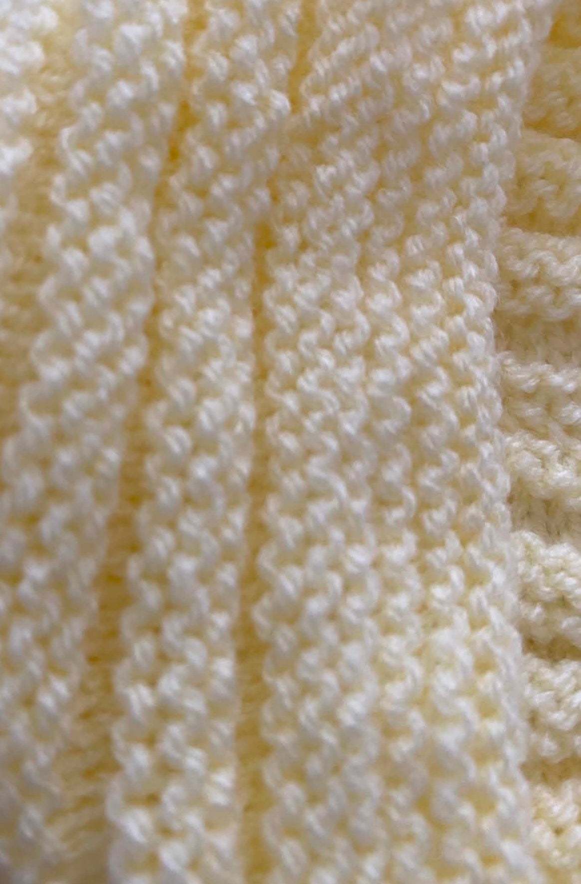 Ensemble bébé tricoté main – douceur naturelle 💚