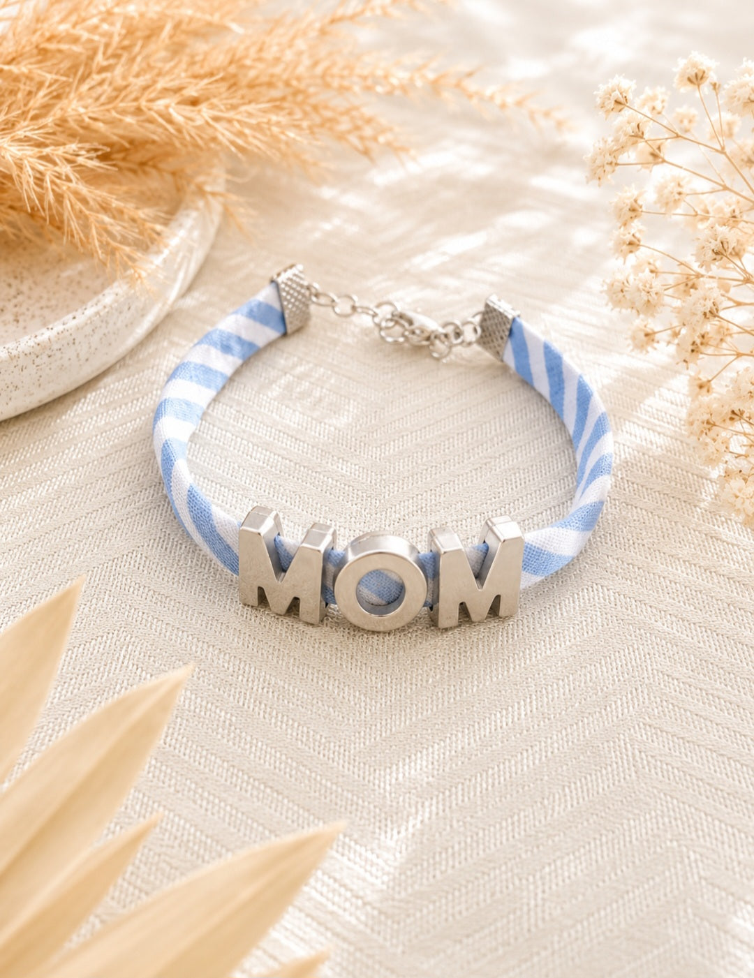 Bracelet "MOM" – Fait main