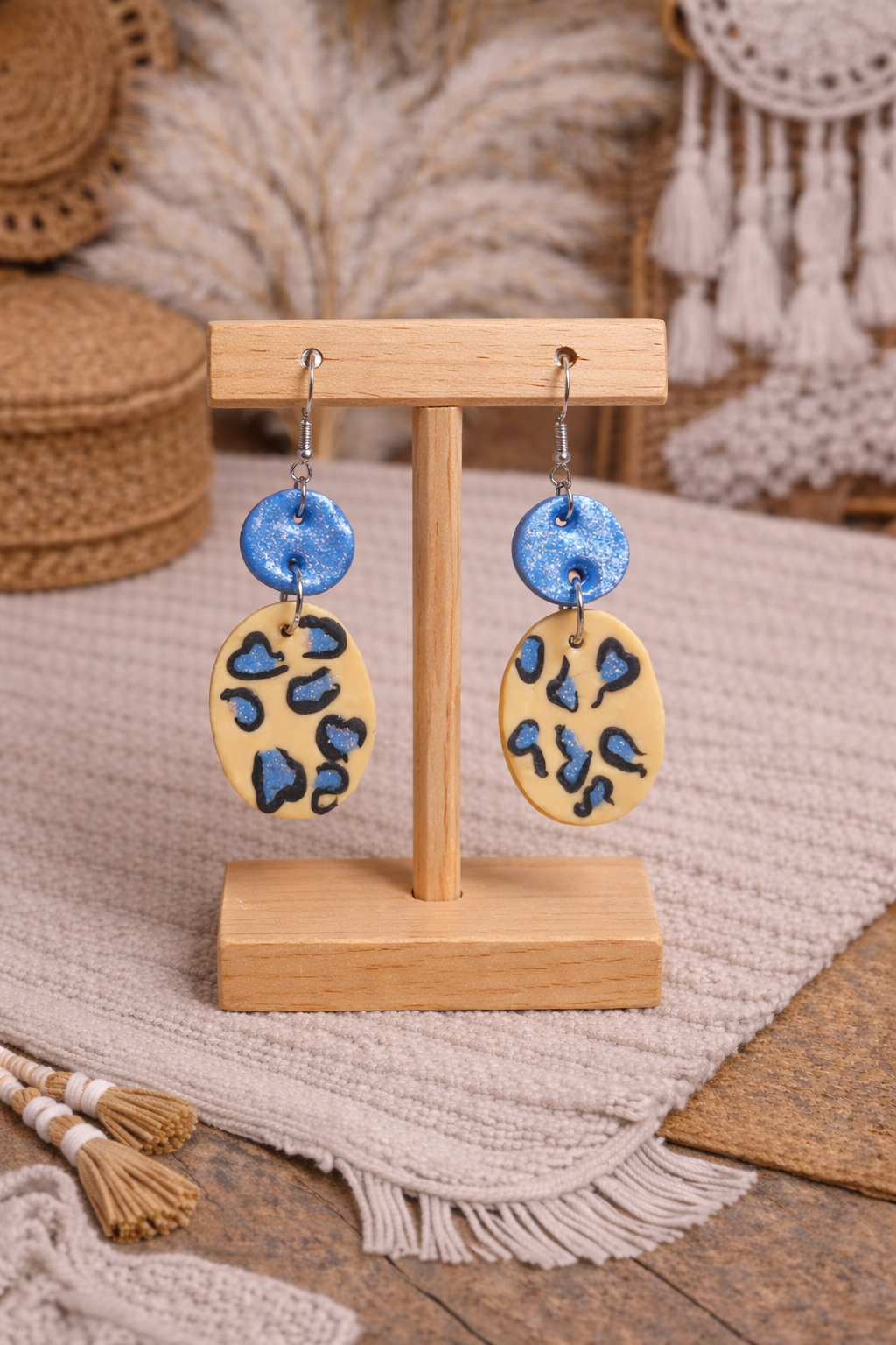Boucles d’oreilles léopard bleu – Pâte Fimo - Faites main
