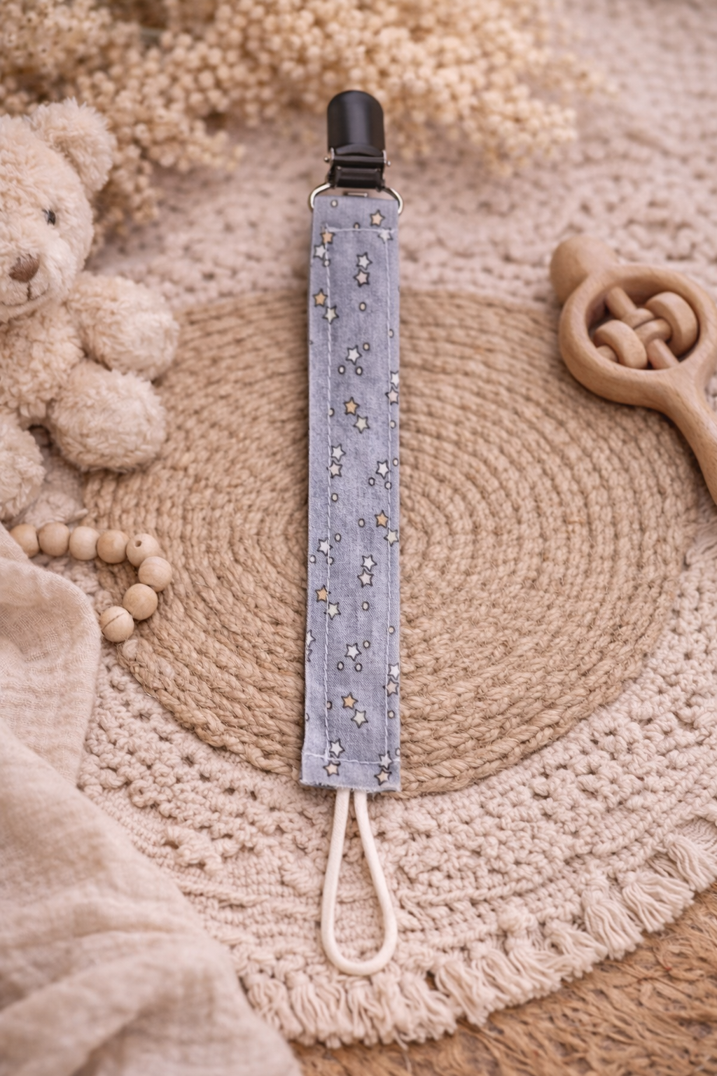 Attache tétine en tissu – Motif étoiles